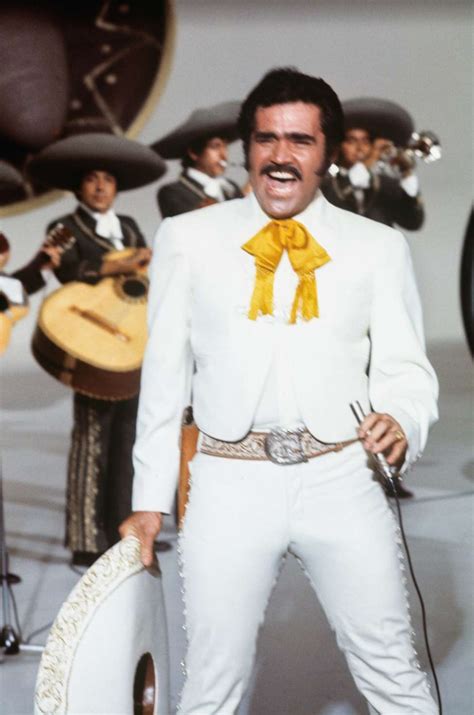 Aug 10, 2021 · vicente fernández news: Vicente Fernandez through the years