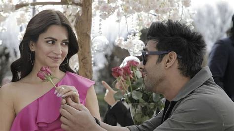 Pulkit Samrat Girlfriend Kriti Kharbanda Confirms Dating Fukrey Actor Pulkit Samrat