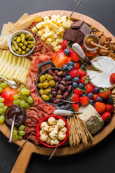 25 Diy Charcuterie Board Ideas Ahna Fulmer Party Food Appetizers
