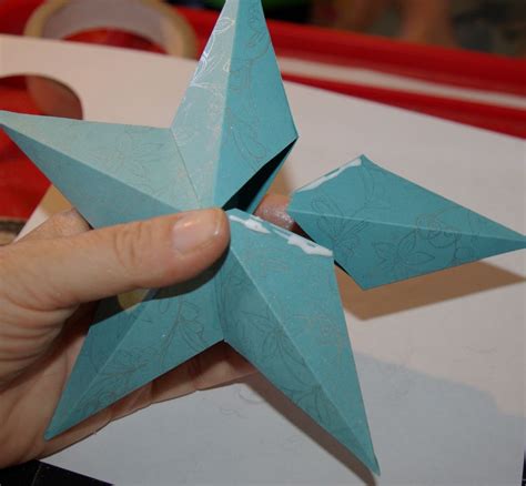 Easy To Make 3d Paper Star Ornament 3d Paper Star Paper Stars Paper