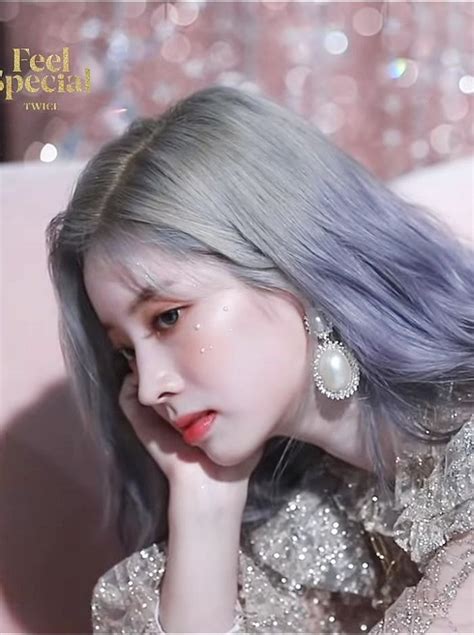 These 30 Photos Of Twice Dahyuns Side Profile Make Her Ethereal