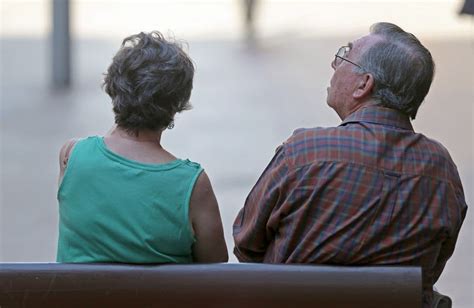 The Best Age To Get Married If You Dont Want To Get Divorced The