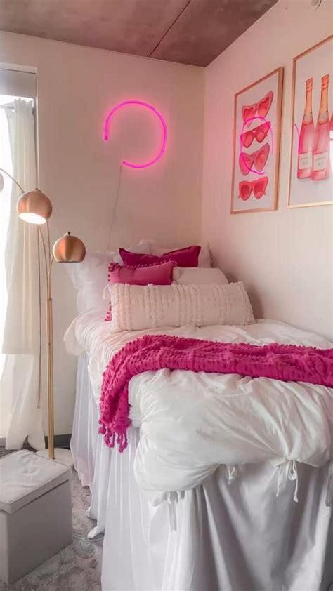 Girly Pink Dorm Room Decor