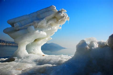 Beautiful Natural Ice Formations In The World Ice Formations During Winter