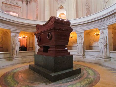 Paris Landmarks Napoleon Tomb