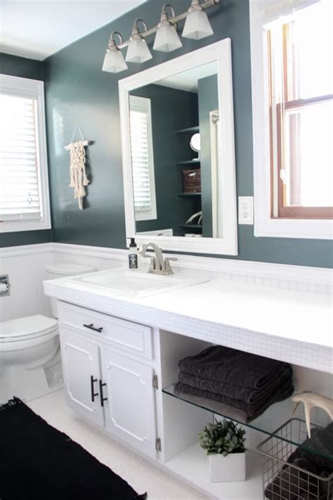Looking for ideas to revamp your bathroom or kitchen tiles? How to Spray Paint Countertops in 2020 | Modern bathroom ...