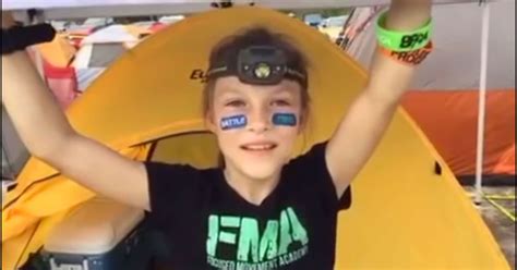 9 Year Old Girl Completes Navy Seal Obstacle Course Like Its No Big Deal