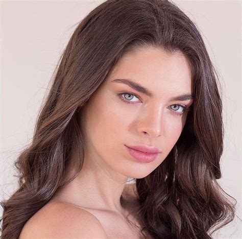 Nadia Ferreira Miss Universo Instagram