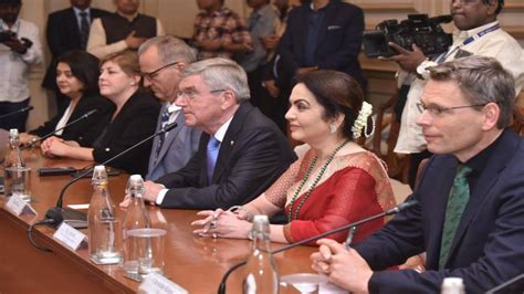 Ioc President Thomas Bach Receives Warm Welcome In Mumbai Ahead Of