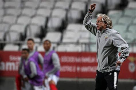 A final será disputada no estádio olímpico atatürk, em istambul, turquia. No sorteio da Liga Europa, Benfica de Jorge Jesus cai em ...