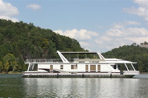 It features a variety of real estate, from cottages and cabins to houseboats and mansions. Stardust Houseboat 2001 for sale for $170,000 - Boats-from ...