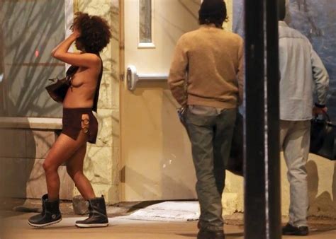 Halle Berry Nude Photos Exhibited Unseen And Videos The Fappening