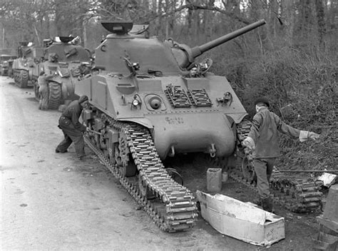 Sherman Tank Track Repair A Military Photos And Video Website