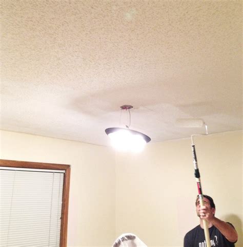 Using brushes and rollers on a popcorn ceiling may make the edges crumble. Painting Popcorn Ceilings - REFASHIONABLY LATE