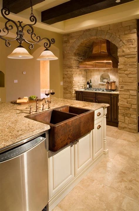 Copper kitchen sinks are swiftly growing in popularity thanks to their aesthetic appeal, their unique patina, and their inherent antimicrobial qualities. Copper sink - design ideas for modern or rustic kitchen ...