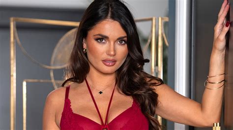 Love Island S India Reynolds Puts On A Busty Display In A Slew Of Sexy Lingerie Sets As She