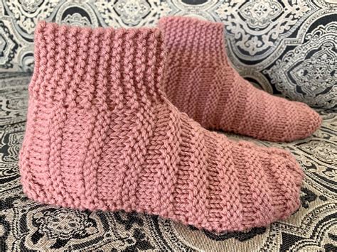 How To Knit Adult Ribbed Bootie Slippers