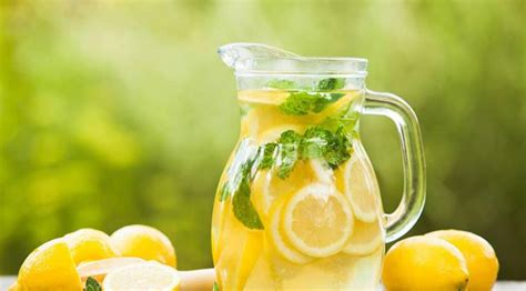 Minuman Lemon Water