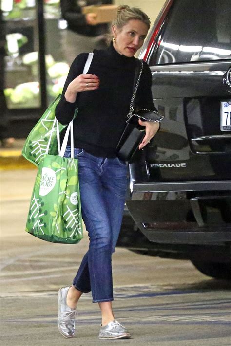 Cameron Diaz Shopping At Whole Foods In Los Angeles Hawtcelebs