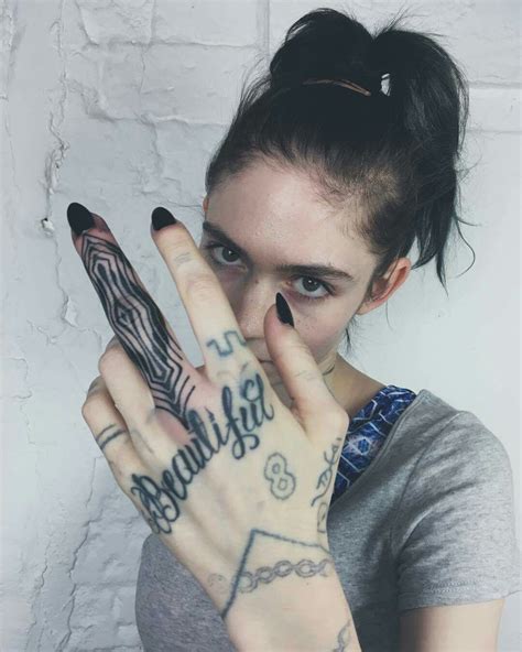 grimes new tattoo claire boucher tattoos hand tattoos