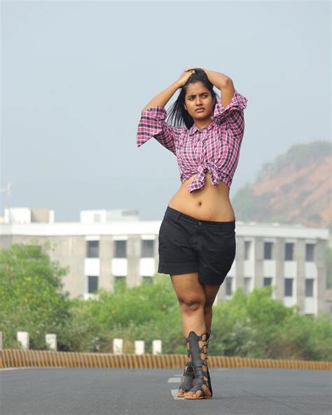 Actress Soumya Shetty In Saree Hot And Sexy Photos Telugu Actress Gallery