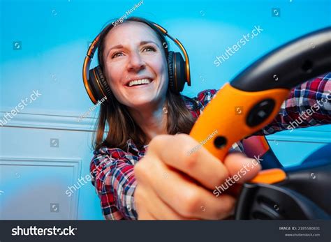 59 Gamer Steering Front Images Stock Photos And Vectors Shutterstock