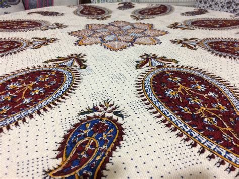 Round Handcrafted Authentic Ghalamkari Cloth Paisley Tablecloth