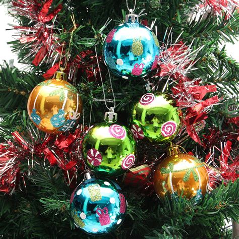 Plastic Christmas Baubles Handmade And Painted Ball Tree Balls