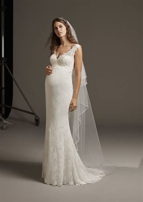 Romatic Maternity Wedding Gown With Scoop Neckline Modes Bridal Nz