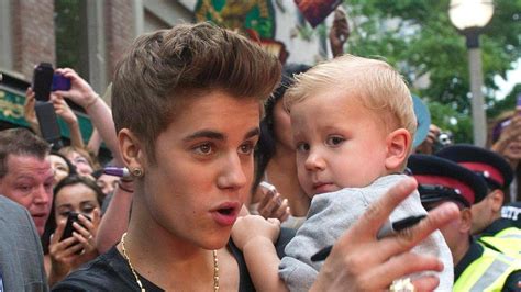 Justin Biebers Vierjähriger Bruder Jaxon Sing Jetzt Auch Noch