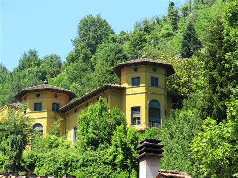 I write a blog called bella bagni di lucca. Bagni di Lucca goes all Medieval « Tuscan Rooms blog