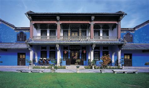 Located in jalan sungai kelian, tanjung bungah, the claypot restaurant has a menu of predominantly chinese dishes, with many served in claypot. Venuescape - Cheong Fatt Tze - The Blue Mansion
