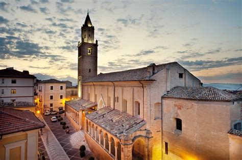 La Guida Sul Comune Di Città Santangelo Pe In Abruzzo Italia