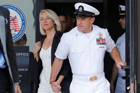 Us Navy Seal Edward Gallagher Spared Jail But Demoted For Taking