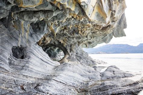 Premium Photo Unusual Marble Caves On The Lake Of General Carrera