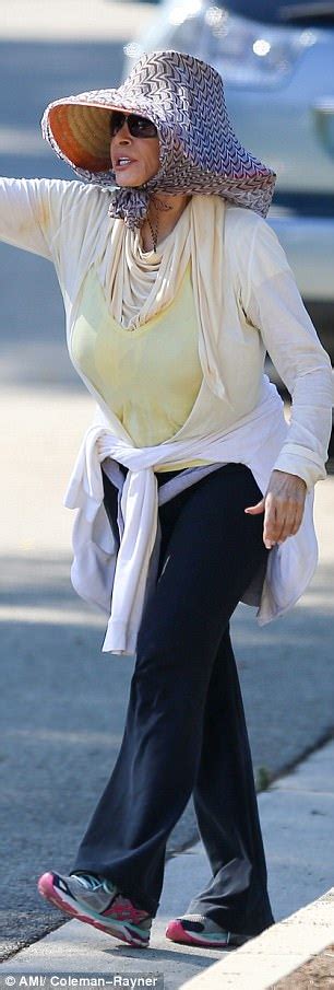 Raquel Welch Dons Bee Keepers Style Hat In Los Angeles
