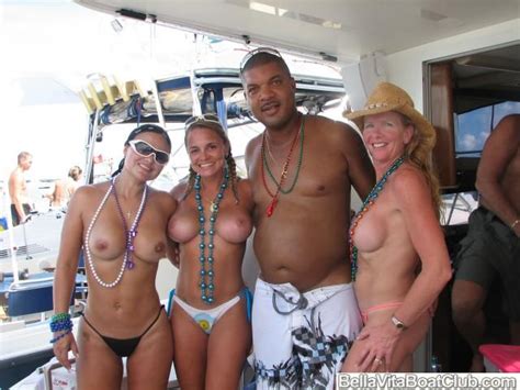 Bellavita Boat Swinger Nude Pics Free Download Nude Photo Gallery