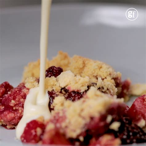 Apple And Blackberry Crumble Recipe In 2019 Best Ever Classic 5 Star