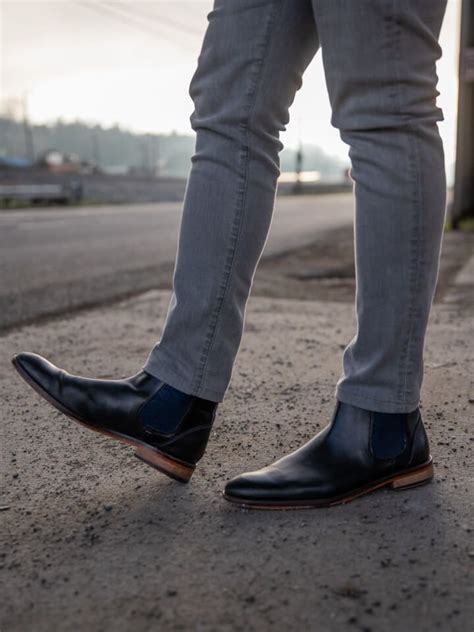 Bearpaw alastair men's water resistant chelsea boots. How to wear Chelsea boots | Chelsea boots men, Chelsea ...