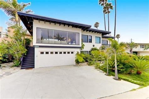 Rentals near the beach are priced a bit higher, and cozy and clean 1 bedroom apartment in a beautiful gated community, with lovely garden setting in. Retro Beach House in San Diego, California, USA https ...