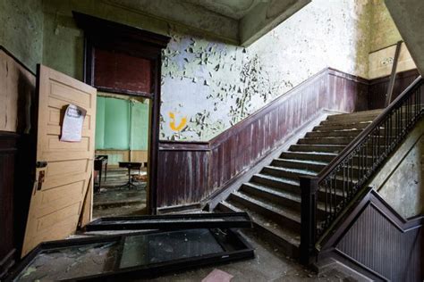 This Old Abandoned School Is Just Slightly Creepy 21 Pics