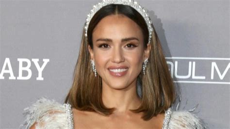 Jessica Albas Net Worth Height Age And Personal Info Wiki Jessica
