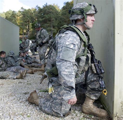 US-Militär: Alle 36 Stunden versucht sich ein Soldat umzubringen - WELT