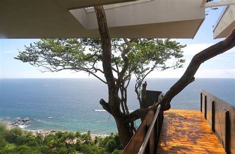 A Costa Rican Cliff House With Spectacular Ocean Views Beachfront