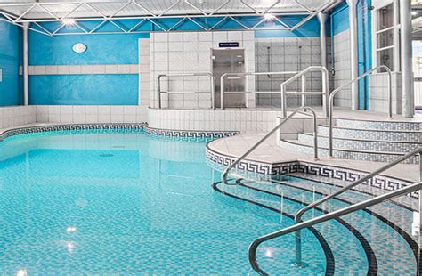 The cheapest way to get from jurys inn birmingham to london heathrow airport (lhr) costs only £8, and the quickest way takes just 1 hour. Jurys Inn - Corporate Venue in Oxford | Company Away Days
