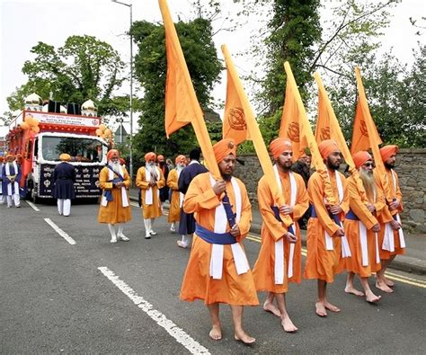 Sikh Community Celebrates With Vaisakhi Parade Berkshire Live