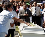 O enterro de Laura Moreira Braga aconteceu ontem - Jornal da Manhã - 46 ...