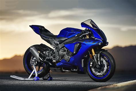 What is the mileage of yamaha yzf r1? Yamaha YZF R1 Estimated Price, Launch Date 2020, Images ...