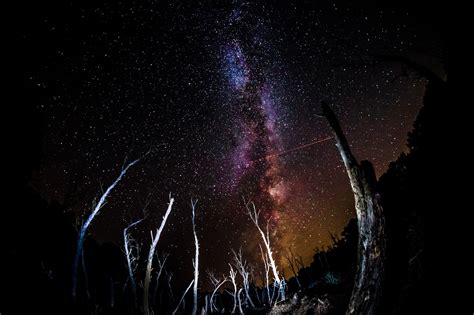Wallpaper Pemandangan Galaksi Ruang Bintang Nebula Tengah Malam