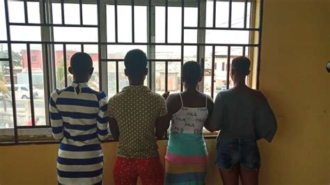 Au Ghana Le Fléau De La Prostitution Infantile La Plus Jeune Que Jai Vue Avait 9 Ans Rtbfbe